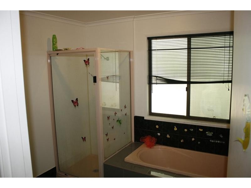 Moore Park Beach QLD 4670