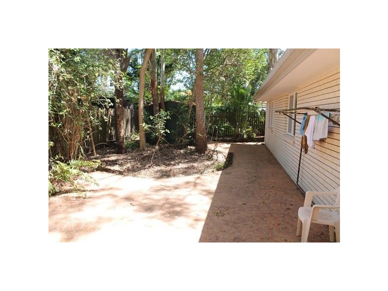 Moore Park Beach QLD 4670