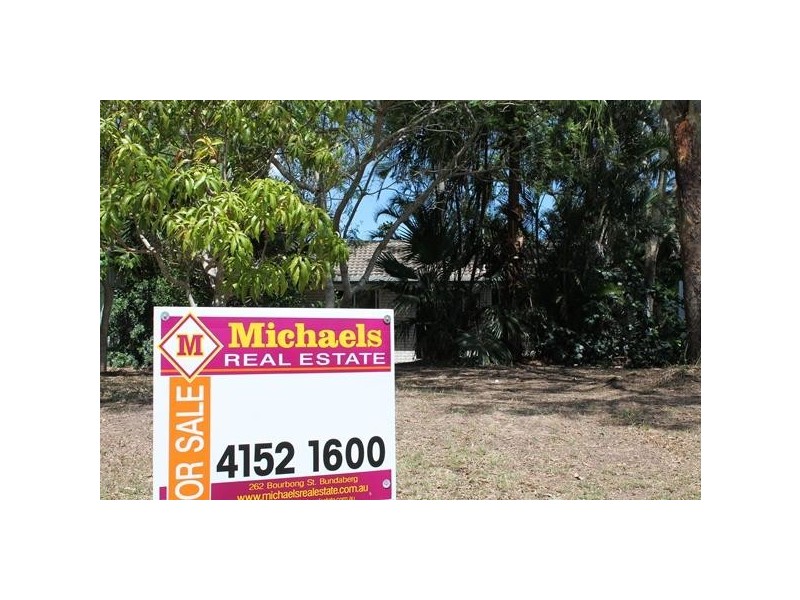 Moore Park Beach QLD 4670