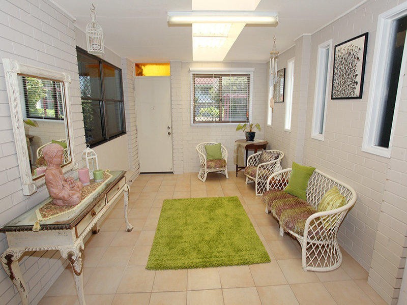 13 Mallawa Street, Buddina QLD 4575