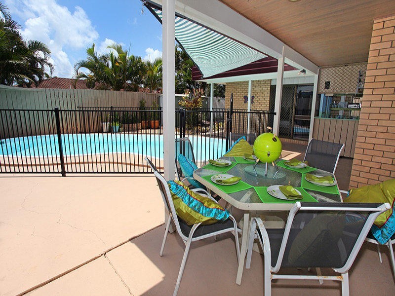 13 Mallawa Street, Buddina QLD 4575