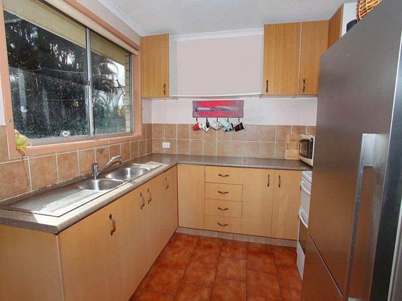 11 Coonang Crescent, Warana QLD 4575