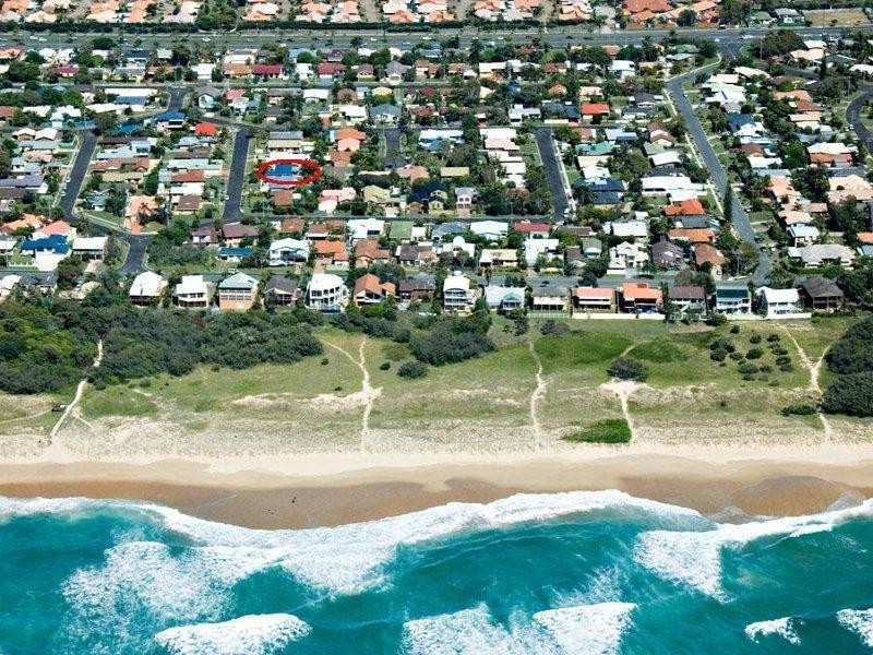 11 Coonang Crescent, Warana QLD 4575