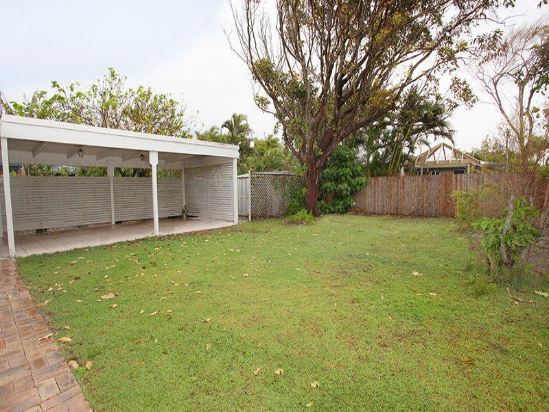 6 Baringa Street, Warana QLD 4575