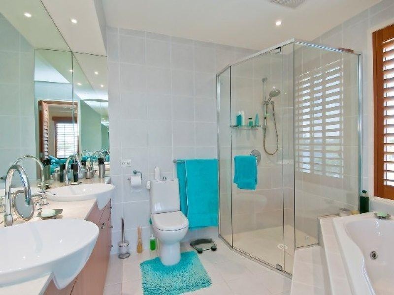 Broadbeach Waters QLD 4218