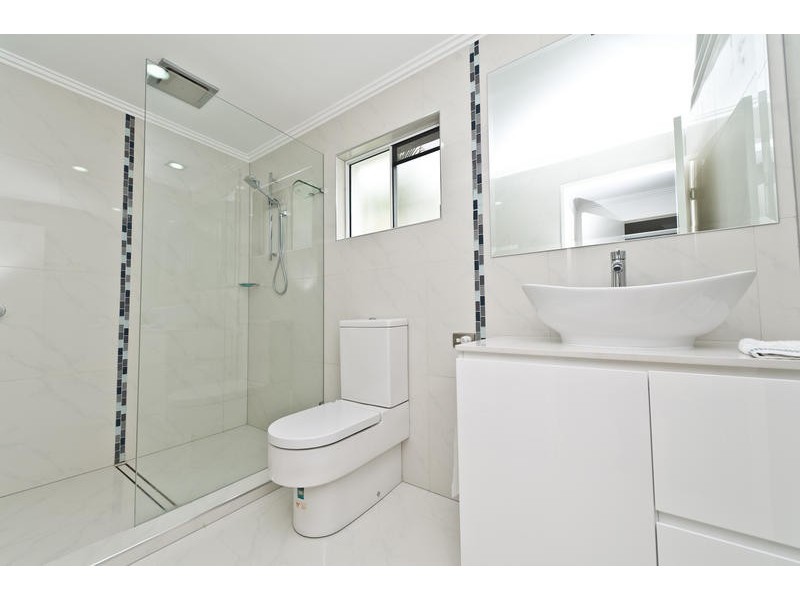 38 Burra Street, Surfers Paradise QLD 4217