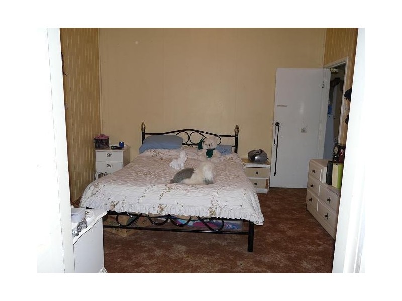 20-22 Mary Street, Mitchell QLD 4465