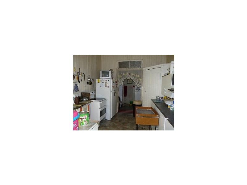 101 Mary Street, Mitchell QLD 4465