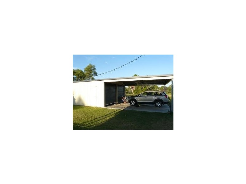69 Winchester Street, Mitchell QLD 4465