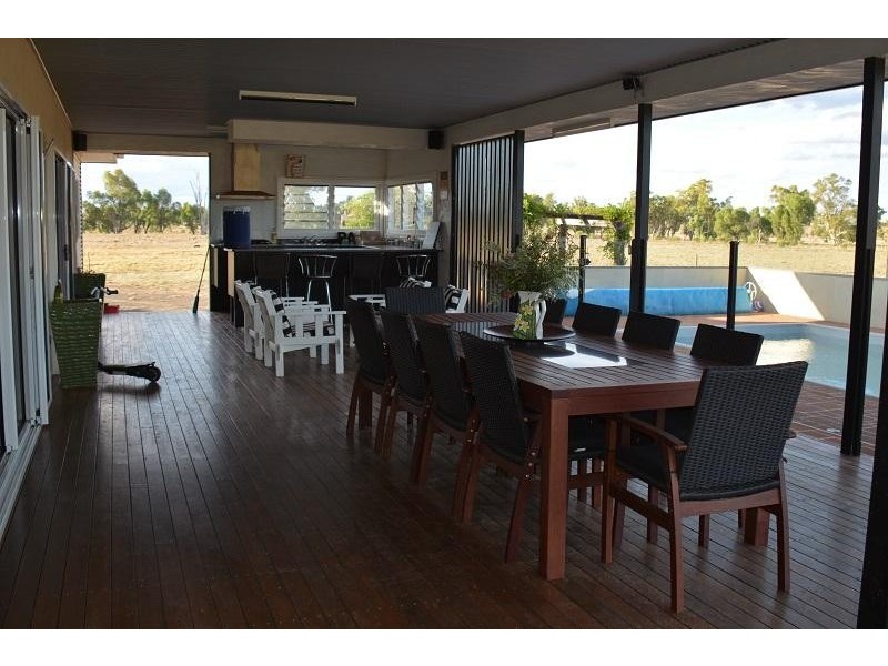 L110 Pinelands Lane, Mitchell QLD 4465