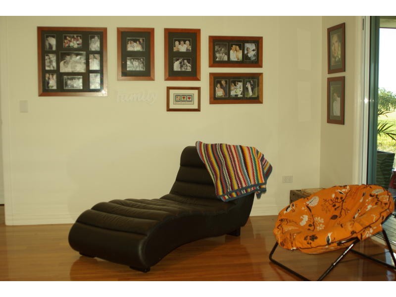 L110 Pinelands Lane, Mitchell QLD 4465