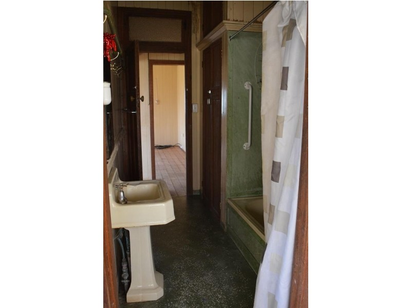 168 Alice Street, Mitchell QLD 4465