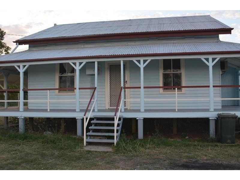 13 Sheffield Street, Mitchell QLD 4465