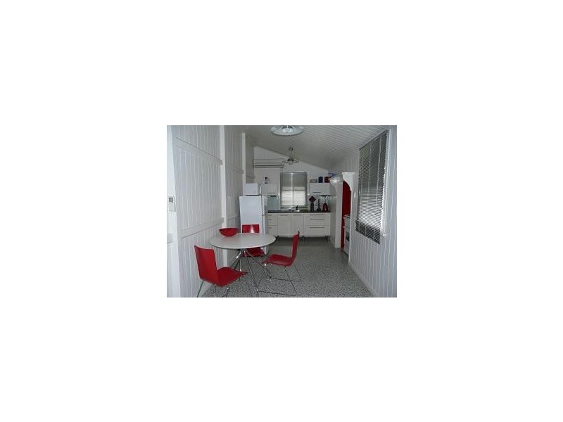 77 Mary Street, Mitchell QLD 4465