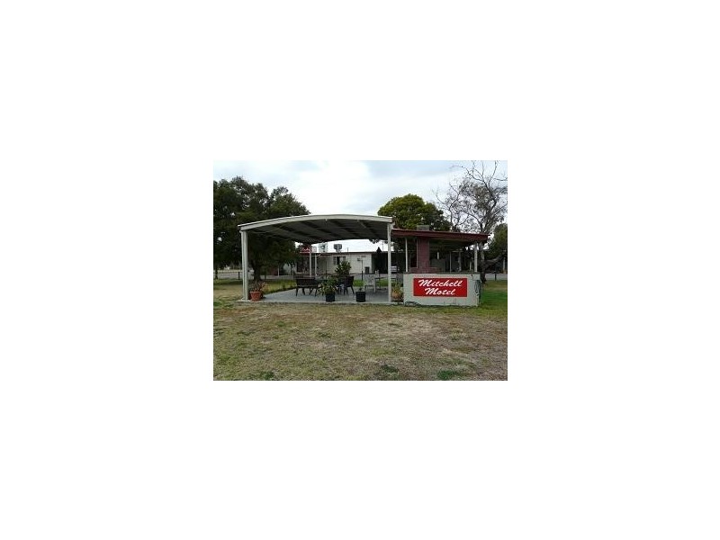 7 Caroline Street, Mitchell QLD 4465