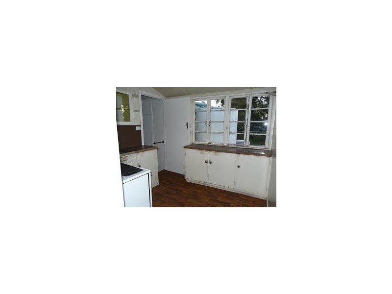 105 Mary Street, Mitchell QLD 4465