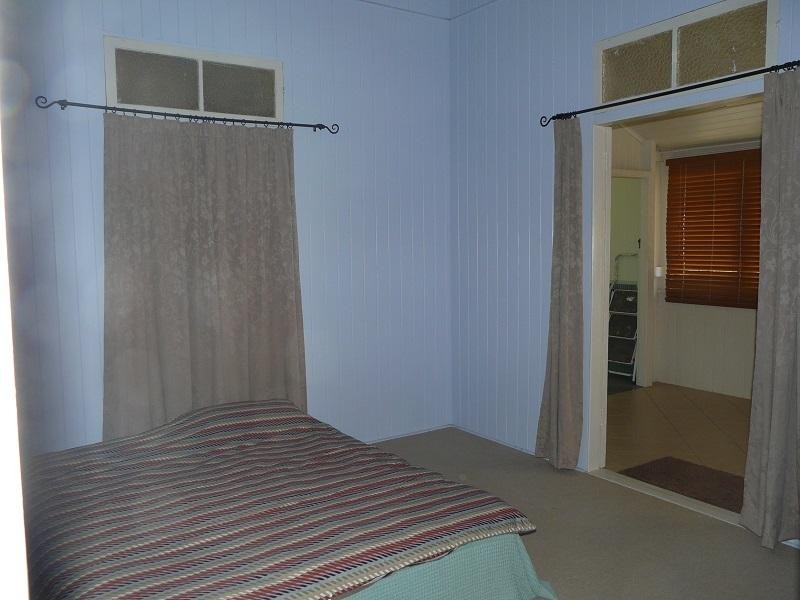 27 Dublin Street, Mitchell QLD 4465