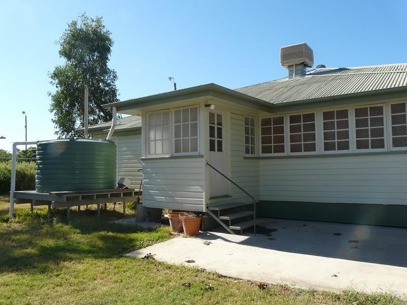 27 Dublin Street, Mitchell QLD 4465