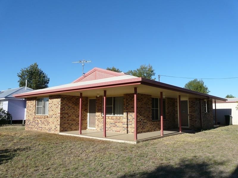 157 Alice Street, Mitchell QLD 4465