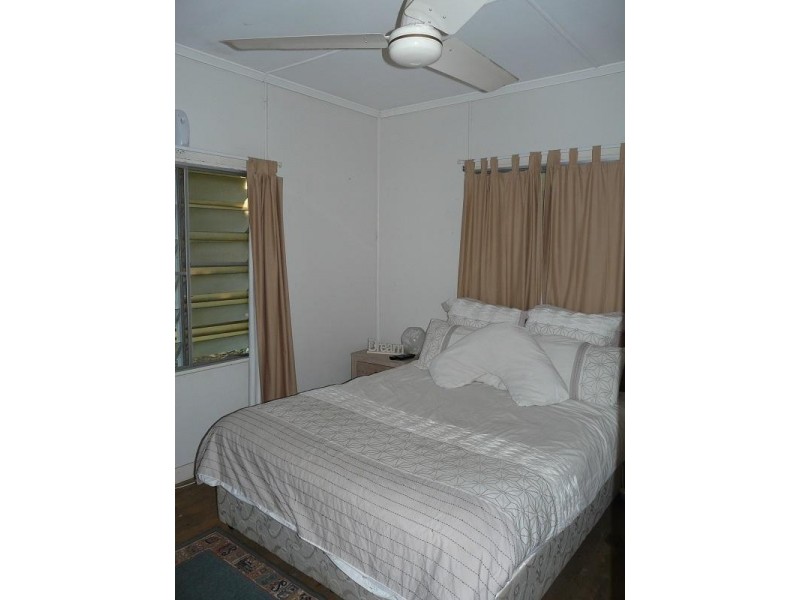 69 Louisa Street, Mitchell QLD 4465