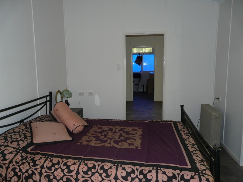 120 – 122 Alice Street, Mitchell QLD 4465