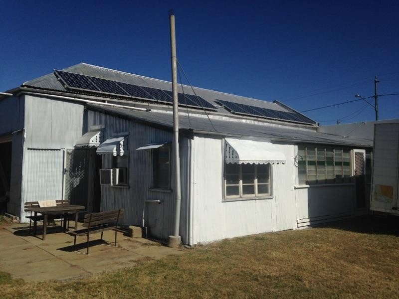 120 – 122 Alice Street, Mitchell QLD 4465