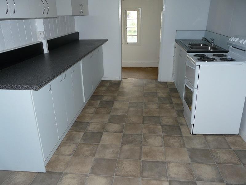9 Liverpool Street, Mitchell QLD 4465