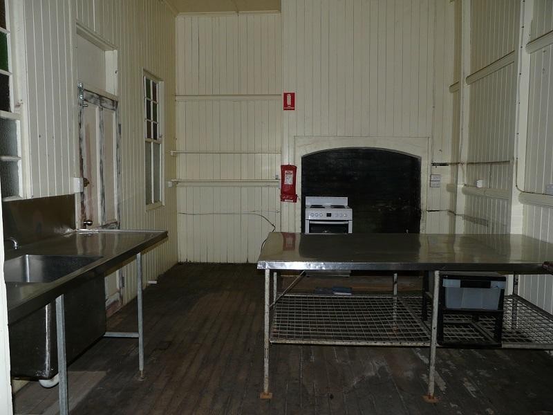 93-95 Cambridge Street, Mitchell QLD 4465