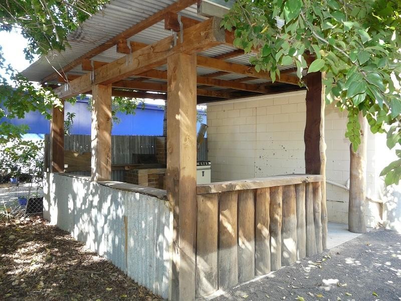 93-95 Cambridge Street, Mitchell QLD 4465