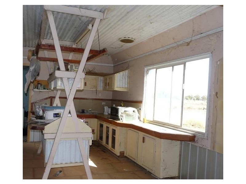 211 Alice Street, Mitchell QLD 4465