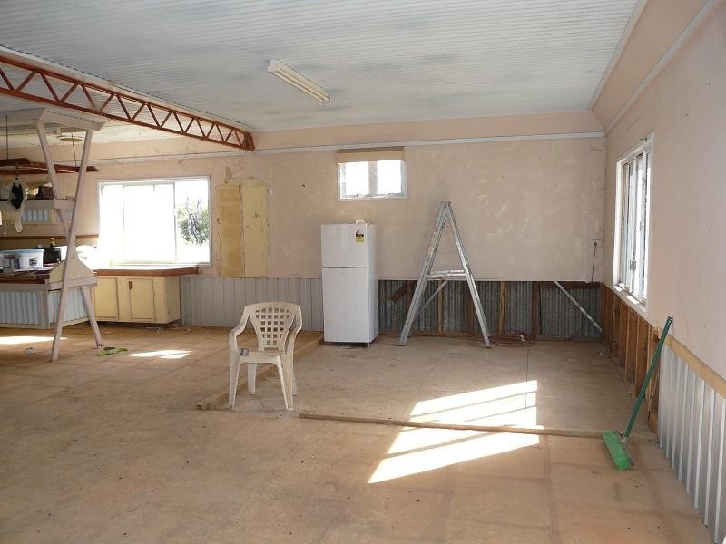 211 Alice Street, Mitchell QLD 4465