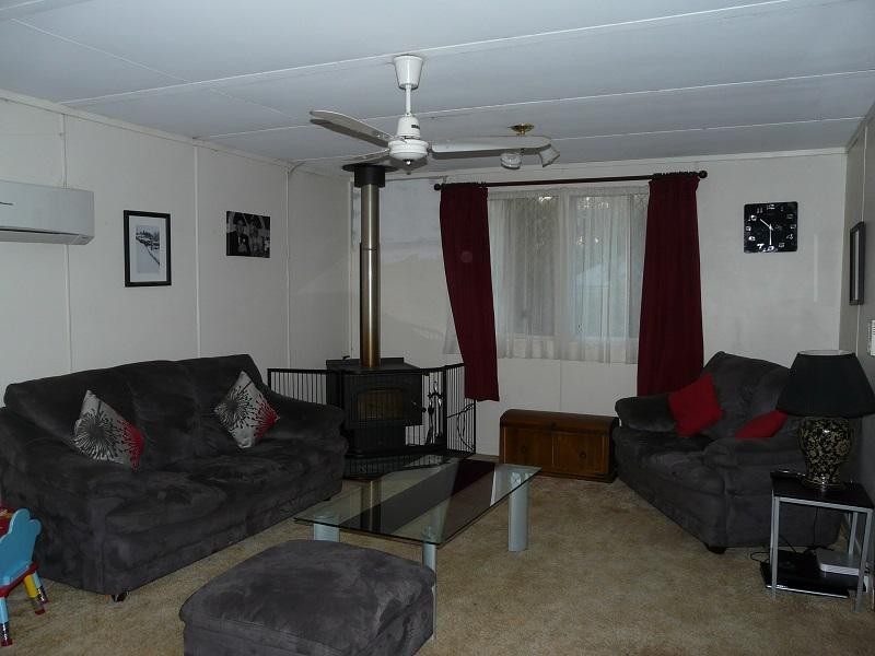 16 Ann Street, Mitchell QLD 4465