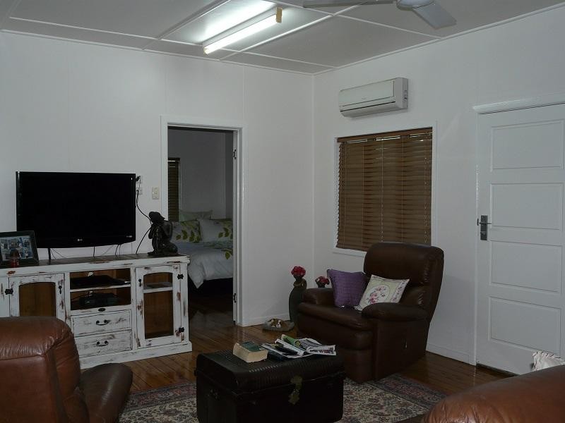 15 Mary Street, Mitchell QLD 4465