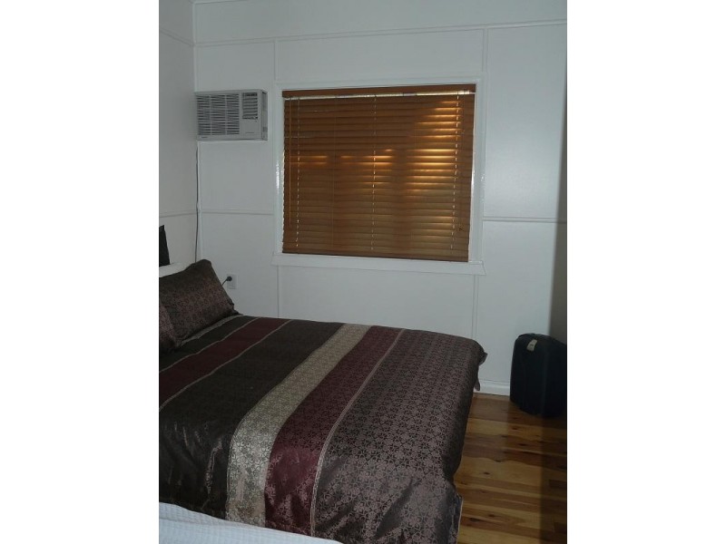 15 Mary Street, Mitchell QLD 4465