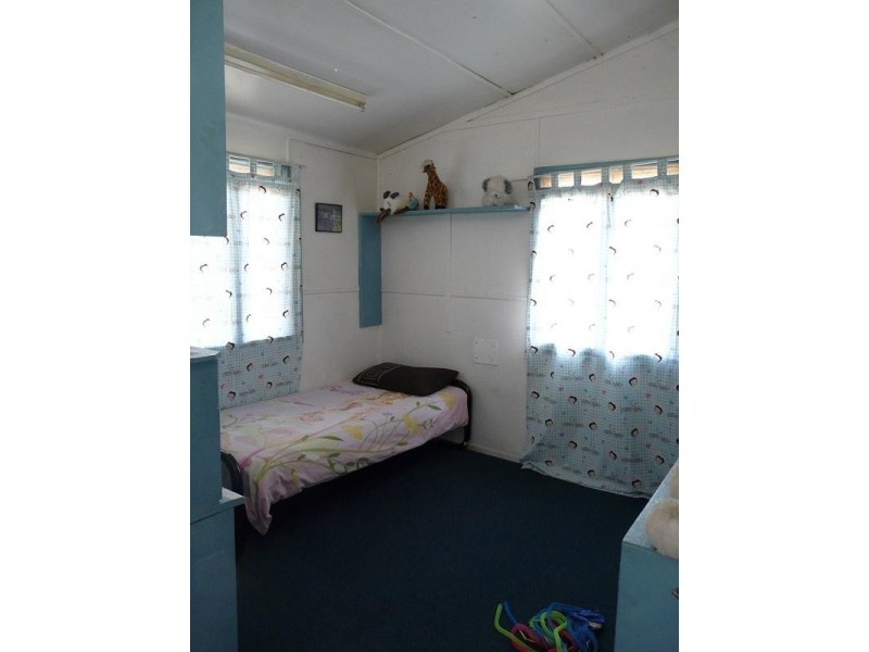 9 Dublin Street, Mitchell QLD 4465