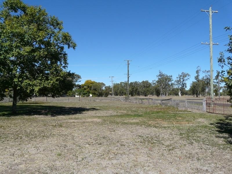 16 Liverpool Street, Mitchell QLD 4465