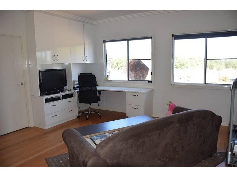 44 Carlyon Street, Mitchell QLD 4465