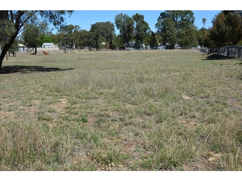 5 Mary Street, Mitchell QLD 4465