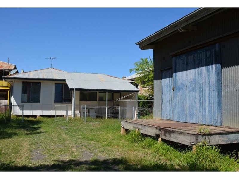 31 Cambridge Street, Mitchell QLD 4465