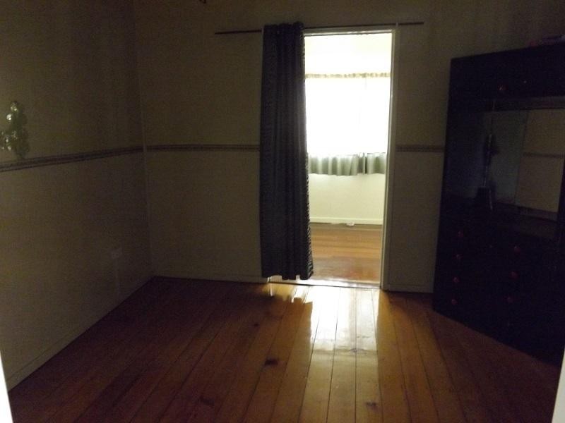 114-116 Albert Street, Morven QLD 4468
