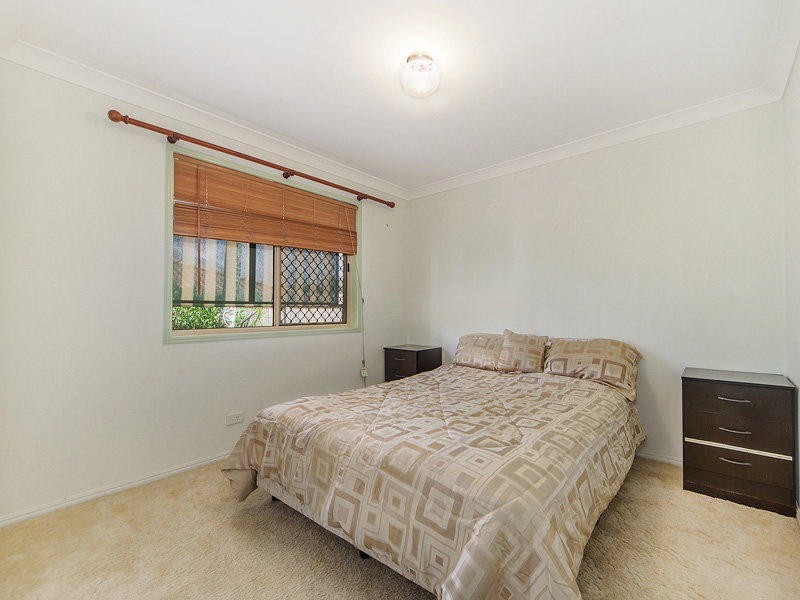 15 Macarthur Drive, Kallangur QLD 4503