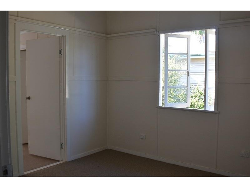 12 Margaret Street, Mitchell QLD 4465