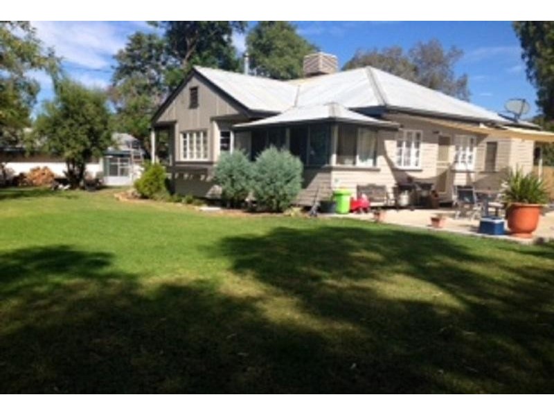 3 Cambridge Lane, Mitchell QLD 4465