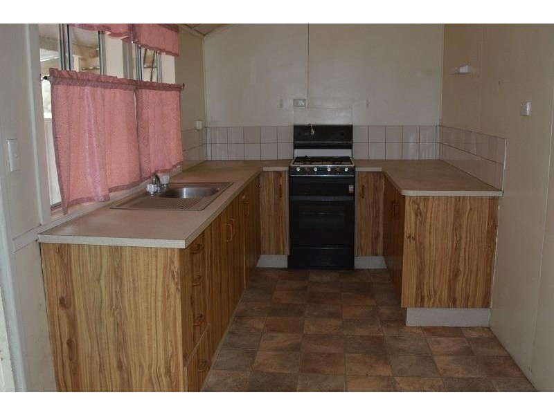 142 Alice Street, Mitchell QLD 4465