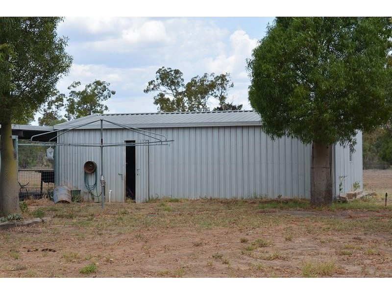 135 Louisa Street, Mitchell QLD 4465