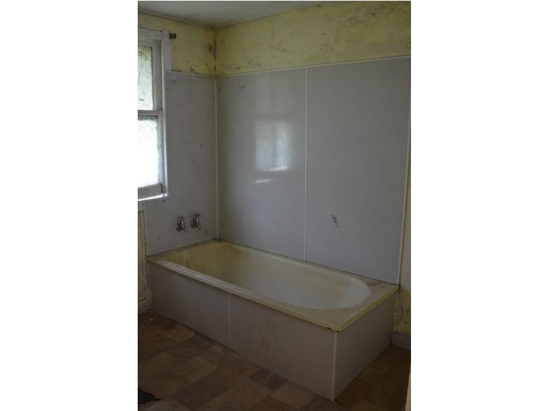 56 Mary Street, Mitchell QLD 4465