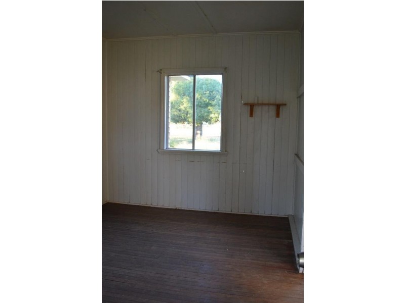 53 Alice Street, Mitchell QLD 4465