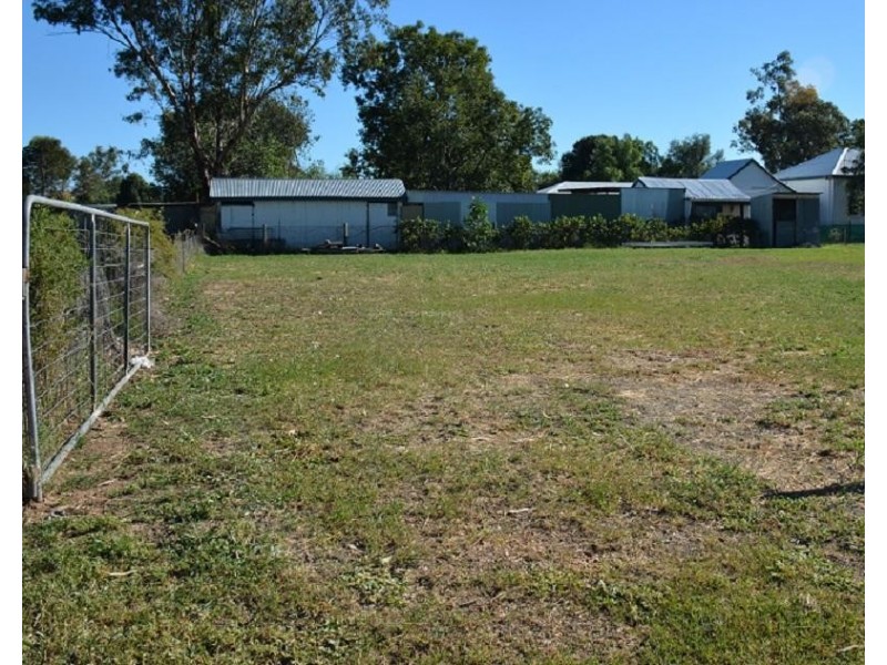 7 Short Street, Mitchell QLD 4465