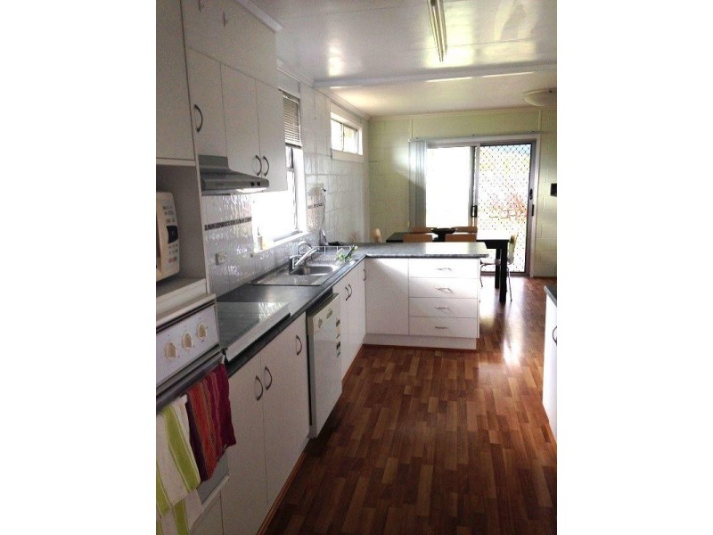 37 Winchester Street, Mitchell QLD 4465