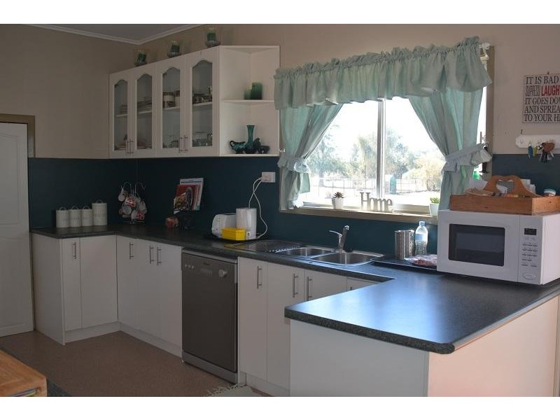 2 Moyles Lane, Mitchell QLD 4465